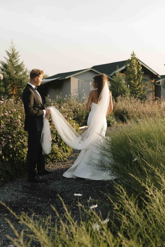 Mt Hood Orchards Wedding by One Million Skys Photography